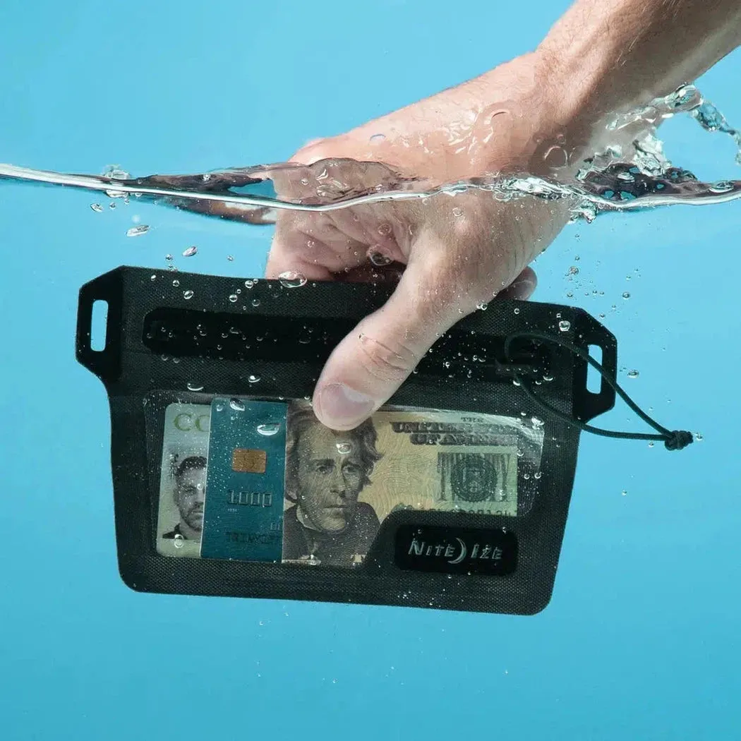 Nite Ize RunOff Waterproof Wallet